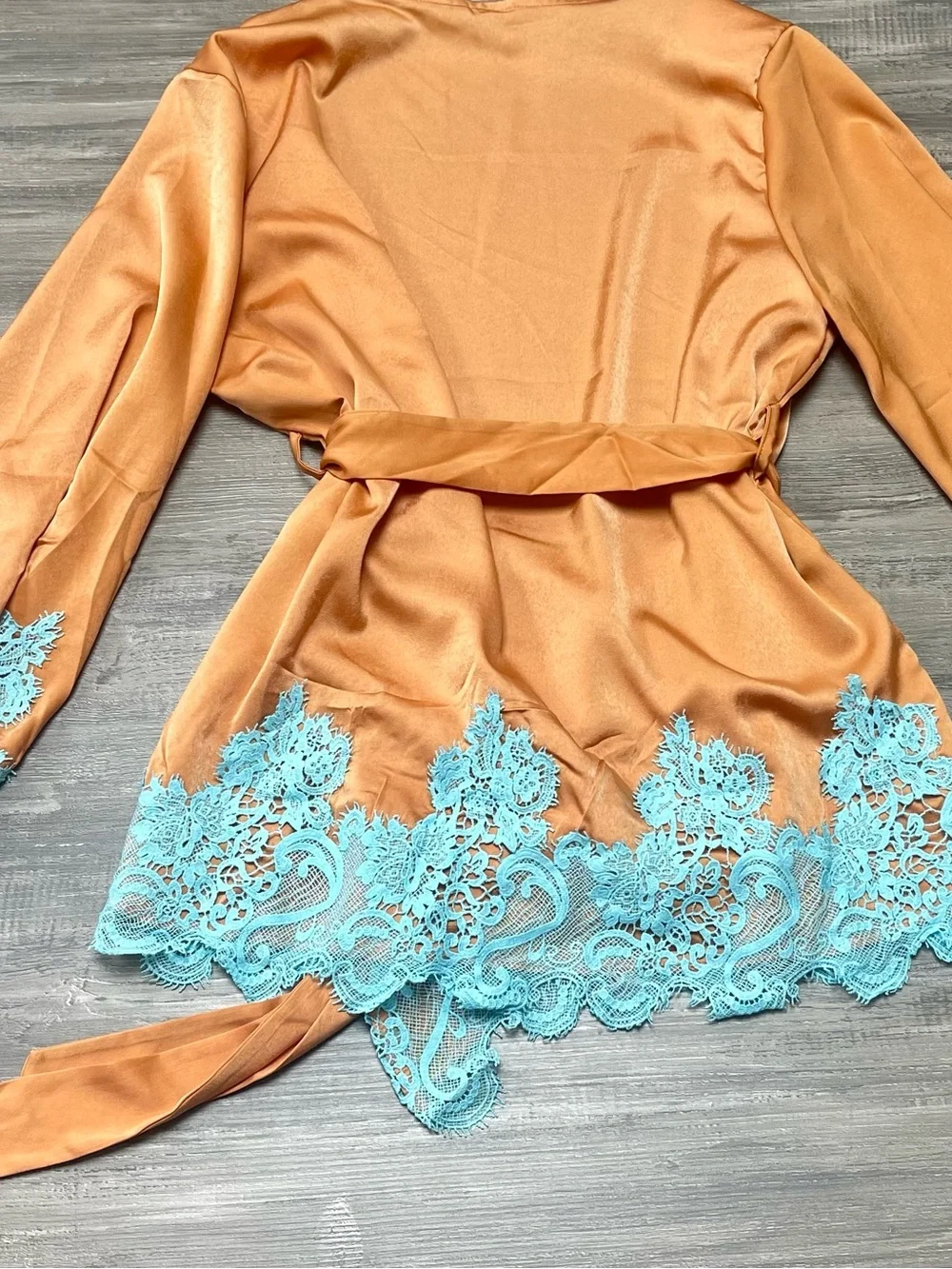 Stunning Vintage Robe with Lace Trim - and Women's Intimate Negligée
